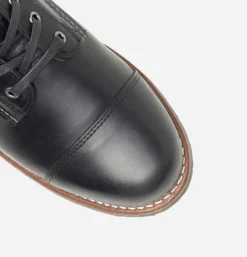 Boots Cap Toe Black