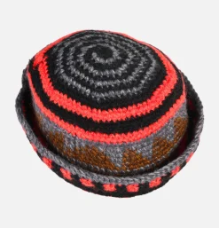 Fine Hand Knit Hat Black